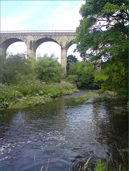 River Avon at Linlithgow