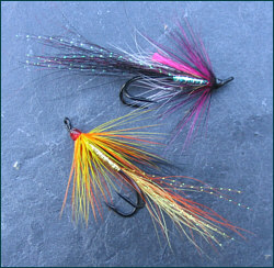 Double hooked salmon flies