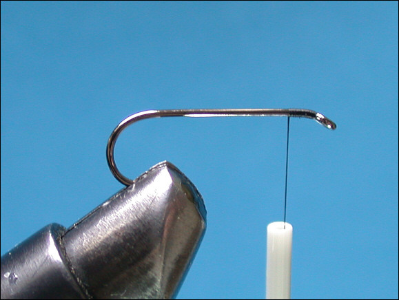 Simple Sea Trout Fly - step 1