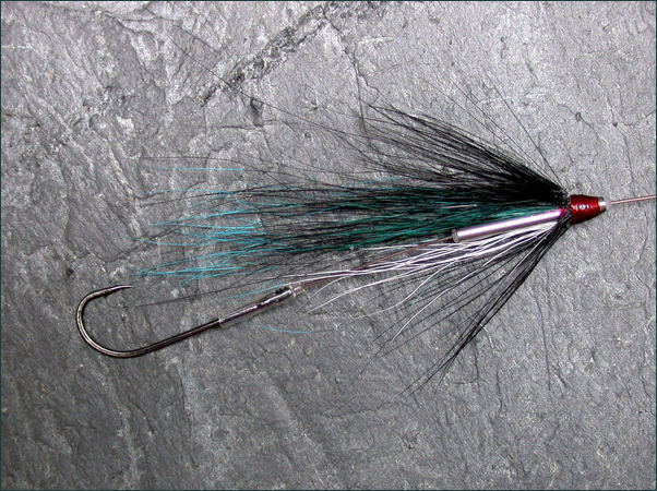 Sea Trout Needle Tube with free-swinging hook